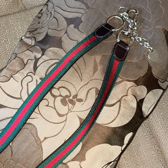 NWOT Gucci web & chain belt - Picture 9 of 12